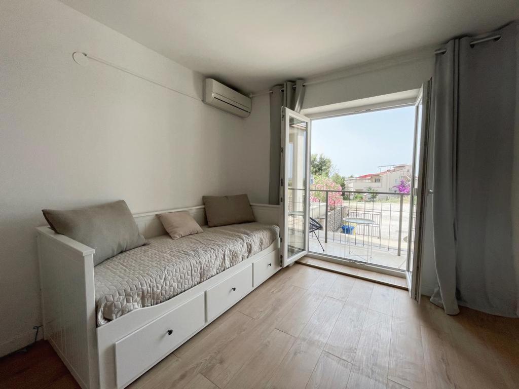 Caramel Comforts With Sea View In Stinjan Only 300 Meters From The Beach Pula Ngoại thất bức ảnh