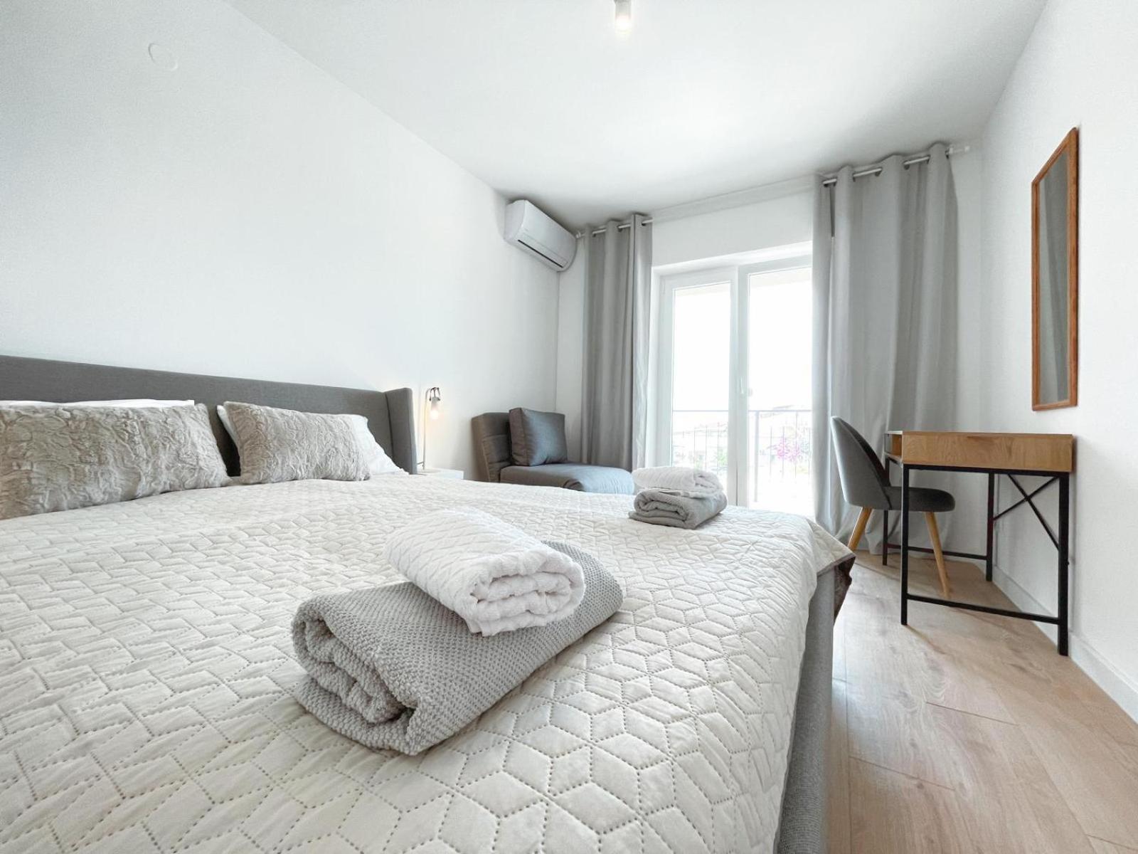 Caramel Comforts With Sea View In Stinjan Only 300 Meters From The Beach Pula Ngoại thất bức ảnh